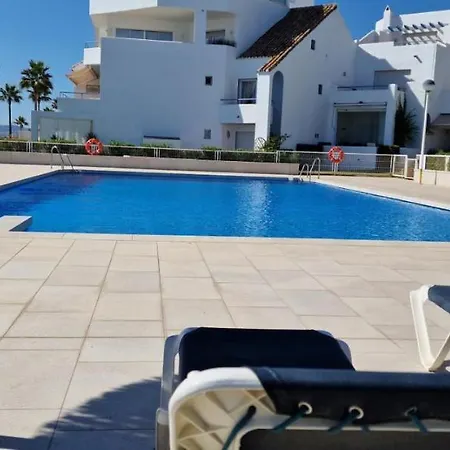 Casares Del Mar Luxury Apartment Malaga